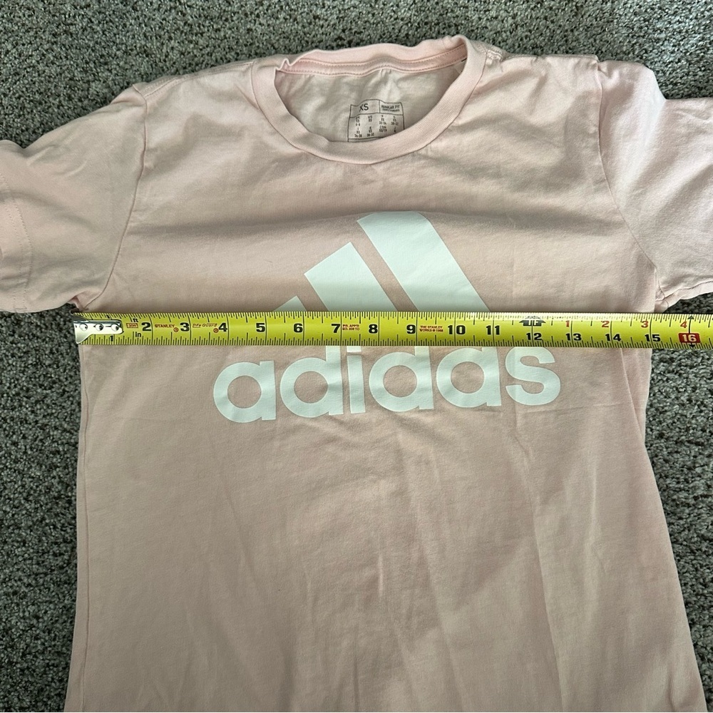 ADIDAS XS Light Pink White Big Logo Tee Shirt Tee R $25 - Picture 8 of 9